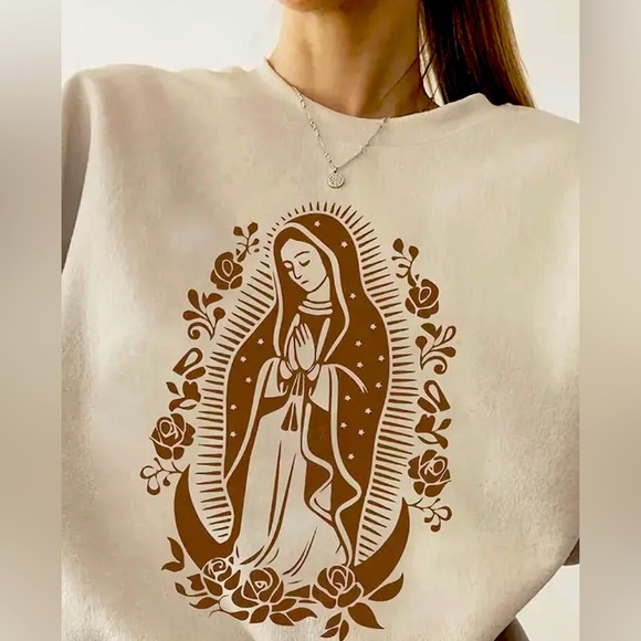 Womens sweater L cream virgen de Guadalupe - Picture 1 of 1